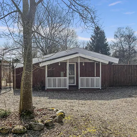 2 Bedroom Awesome In *